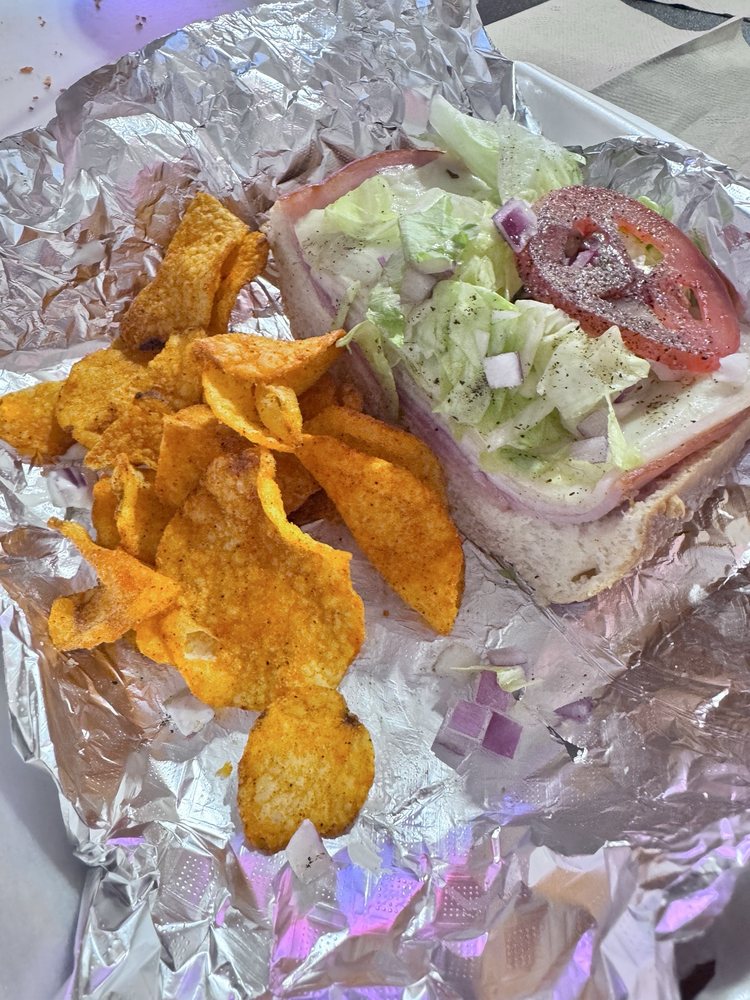 The Collinsville Deli Logo