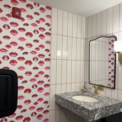 Lovestruck Books - Bathroom