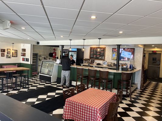 Gatto's Pizza by null
