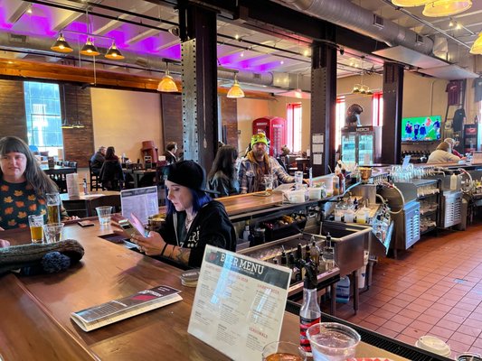 Northern Row Brewery, Distillery & Taproom by null