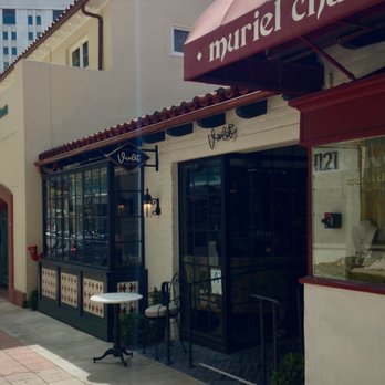 Violet Bistro - Outside. There were valet parking attendants just to the left of this picture. - French Near Me - Los Angeles, California Violet Bistro - Outside. There were valet parking attendants just to the left of this picture. - French Near Me - Los Angeles, California