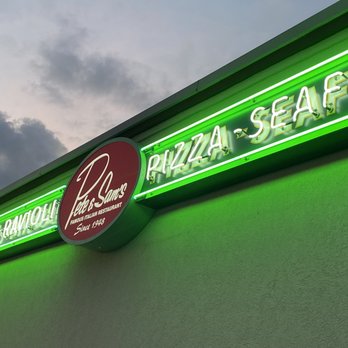 Pete & Sam's Restaurant - Italian Near Me - Memphis, Tennessee