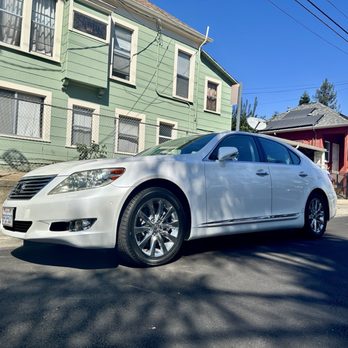 Diamond Auto Sales - 150k on the odometer. Smooth like butter. - Used Car Dealers Near Me - Alameda, California Diamond Auto Sales - 150k on the odometer. Smooth like butter. - Used Car Dealers Near Me - Alameda, California