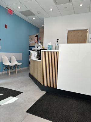 Mandel Dermatology - Greenvale