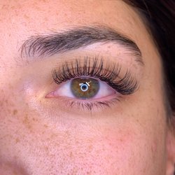 Simply Blush Esthetics - Classic lashes