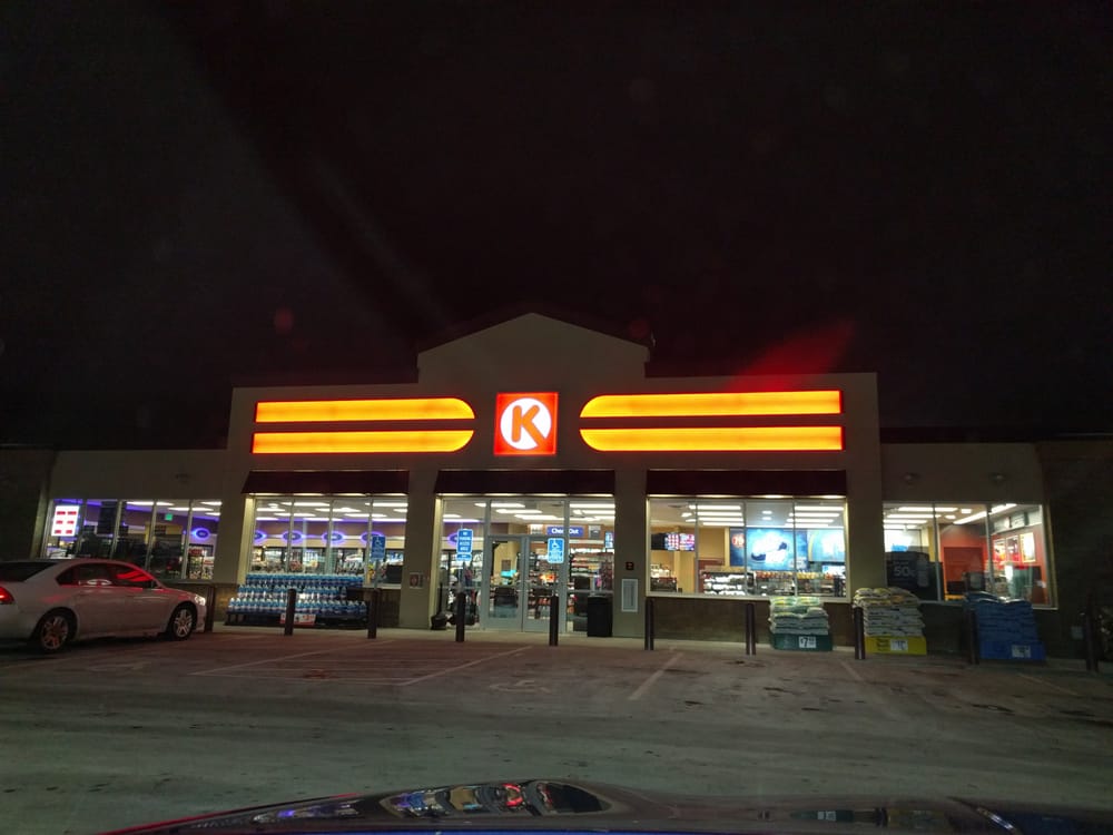 CROSSROADS MOBIL Updated September 2024 3864 Hopkins Crossroads