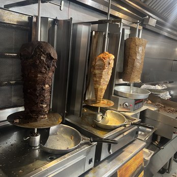 Pita Pockets - Shawarma spinning racks in action. - Middle Eastern Near Me - Hollywood, Florida Pita Pockets - Shawarma spinning racks in action. - Middle Eastern Near Me - Hollywood, Florida