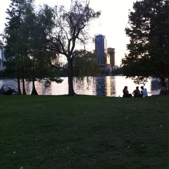 Lake Eola Park - Parks Near Me - Orlando, Florida