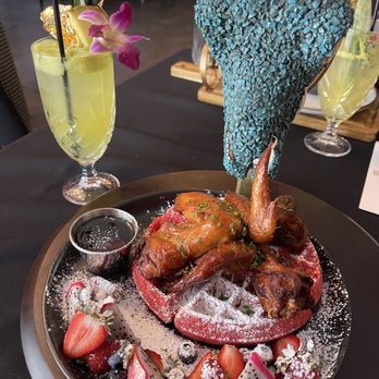Deluxe Fun Dining - Bars Near Me - Charlotte, North Carolina Deluxe Fun Dining - Bars Near Me - Charlotte, North Carolina