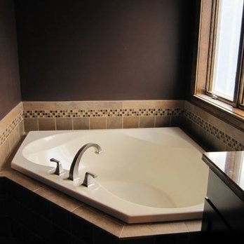 Capitaland Custom Builders - a corner bathtub - General Contractors Near Me Capitaland Custom Builders - a corner bathtub - General Contractors Near Me