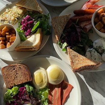Evviva Breakfast & Lunch - Vegan eggs, scrambled eggs and poached eggs - Breakfast & Brunch Near Me - Toronto, Ontario Evviva Breakfast & Lunch - Vegan eggs, scrambled eggs and poached eggs - Breakfast & Brunch Near Me - Toronto, Ontario