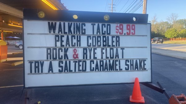Eddie's Drive In by null