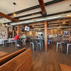 Walt & Whitman Brewing - Tap room