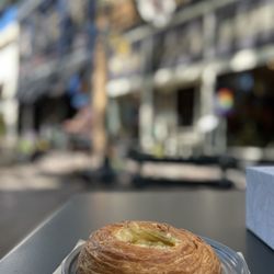 Coffeebar - Mango Danish