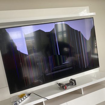 VanGuard Moving Express - Broken television - Movers Near Me - Fairfax, Virginia