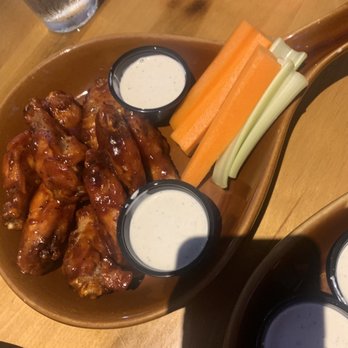 Fatpour Tap Works Wicker Park - BBQ wings - Sports Bars Near Me - Chicago, Illinois Fatpour Tap Works Wicker Park - BBQ wings - Sports Bars Near Me - Chicago, Illinois