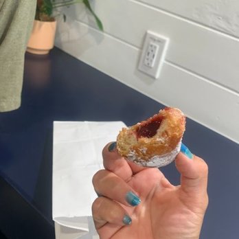 Parlor Doughnuts - Delicious! I wish I bought 5! - Donuts Near Me - San Diego, California