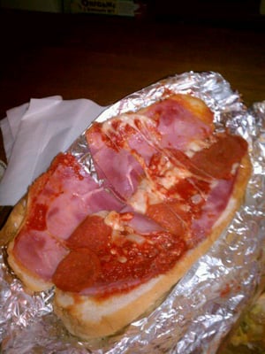 Gino's Pizza by null