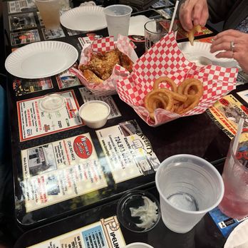 Our Gang's Lounge - Onion rings and wings - American Near Me - Sharon, Pennsylvania