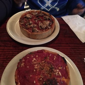 Pizzeria Uno - Deep dish - Pizza Near Me - Chicago, Illinois Pizzeria Uno - Deep dish - Pizza Near Me - Chicago, Illinois