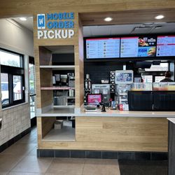 Wendy's - Pick up online orders with ease here