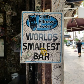 Slim's Elbow Room - Dive Bars Near Me - Cabo San Lucas, BCS Slim's Elbow Room - Dive Bars Near Me - Cabo San Lucas, BCS