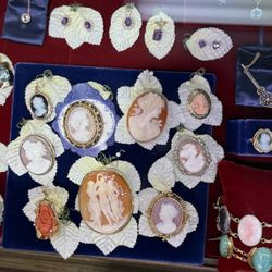 Touch of Silver Gold & Old - Vintage cameos