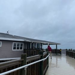 Tom's Cove Visitors Center