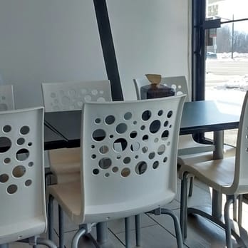 Crispy's Resto Grill - Inside of restaurant. - American Near Me - Ottawa, Ontario