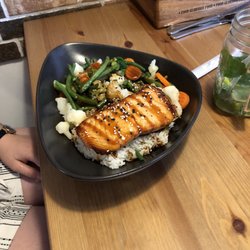 SUMO - Bento Box mit Lachs