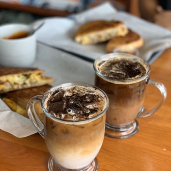 Fast Cat Coffee - Blackberry Latte and Almond Mocha - Coffee & Tea Near Me - Carmichael, California