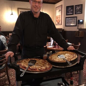 Exchequer Restaurant & Pub - Deep dish and thin crust served by Ryan - Pizza Near Me - Chicago, Illinois