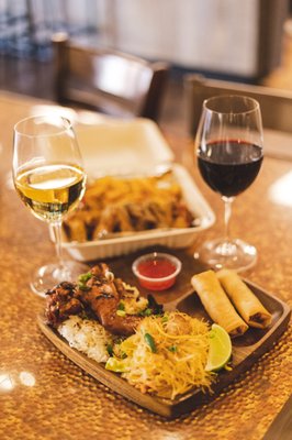 West Social Tap & Table by null