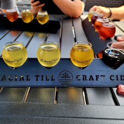 Glacial Till Cider House & Tasting Room - Sampler flights