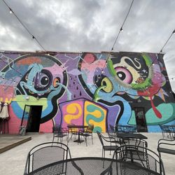 Boc-Hord Brewery and Bakehouse - Spacious outdoor seating area on a mid afternoon Monday in autumn.