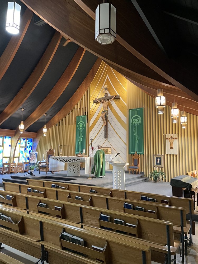 ST ANDREWS THE APOSTLE ROMAN CATHOLIC CHURCH 22 Golden Boulevard