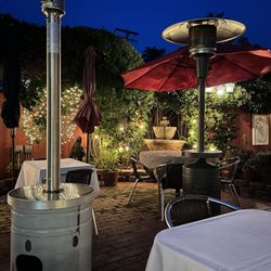 Giannfranco's Trattoria - Back patio