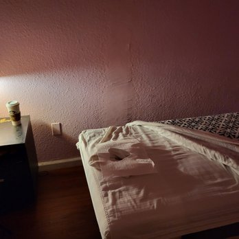 Lucky 99 Feet SPA - Nana has a strong hand , hard pressure on my back for 1 hr deep tissue - Massage Near Me - San Jose, California Lucky 99 Feet SPA - Nana has a strong hand , hard pressure on my back for 1 hr deep tissue - Massage Near Me - San Jose, California