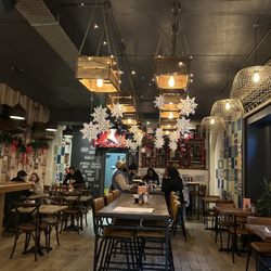 Murphy's Bistro Cafe - Inside