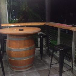 Landsborough Hotel - Smokers Cage