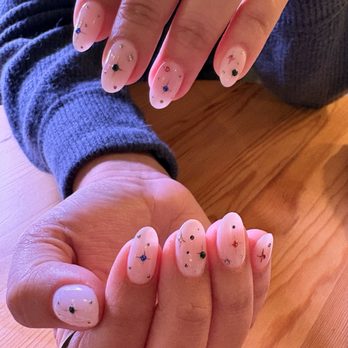 D'Luxe Nail Bar - Nail Salons Near Me - Temecula, California