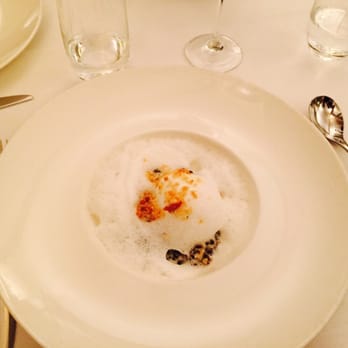 Macéo - Poached egg over lentils - French Near Me - Paris, 75 Macéo - Poached egg over lentils - French Near Me - Paris, 75