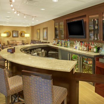 Hampton Inn & Suites Yonkers - Enjoy a cocktail and sample the appetizer menu in our bar and lounge. - Hotels Near Me - Yonkers, New York Hampton Inn & Suites Yonkers - Enjoy a cocktail and sample the appetizer menu in our bar and lounge. - Hotels Near Me - Yonkers, New York