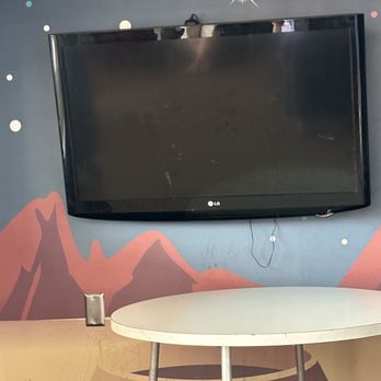 Camelback Toyota - Tv not work in kids area. Cords hanging from behind the tv( very unsafe for children) - Car Dealers Near Me - Phoenix, Arizona