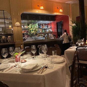 Le Colonial - Naples - French Near Me - Naples, Florida