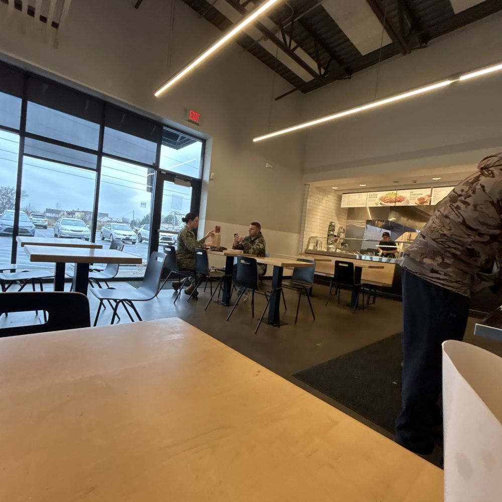 Chipotle Mexican Grill - Nice interior - Mexican Near Me - Selinsgrove, Pennsylvania
