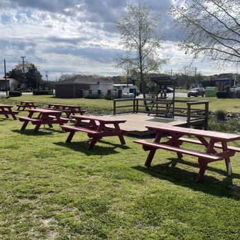 Redhead Bay Cafe - Outdoor seating 4/2022 - New American Near Me - Virginia Beach, Virginia Redhead Bay Cafe - Outdoor seating 4/2022 - New American Near Me - Virginia Beach, Virginia