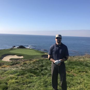 Pebble Beach Golf Links - Amazing views, amazing golf, amazing once in a lifetime experience.  Pebble Beach 9th hole. - Golf Near Me - Pebble Beach, California