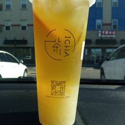 Lychee fruit tea with lychee jelly! Delicious and not overly sweet at 30% sweetness!
