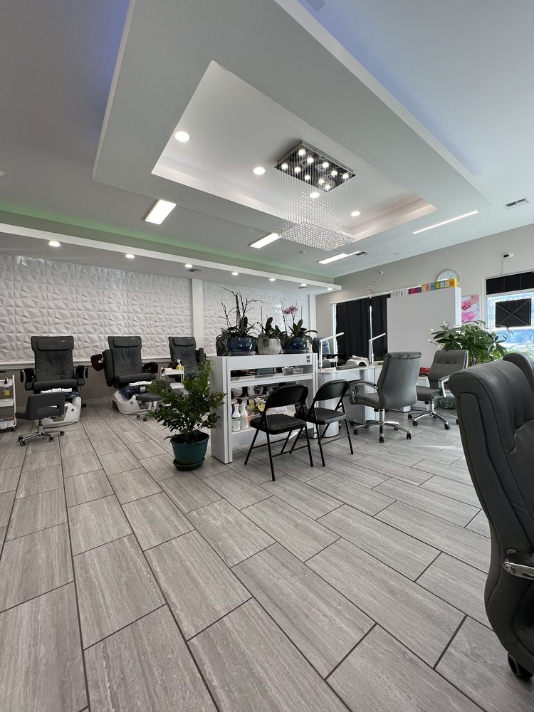 DESIGN NAILS AND SPA Updated September 2024 6541 Sexton Dr NW